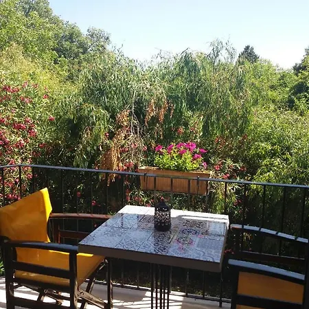 Apartament Alexandra Spingou