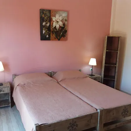 Alexandra Spingou Apartament