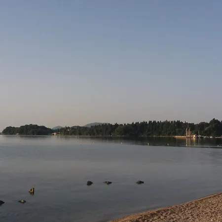 Alexandra Spingou * 다시아